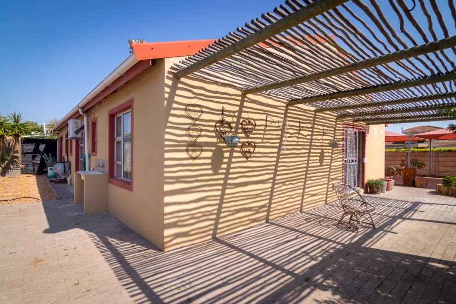 3 Bedroom Property for Sale in Port Owen Western Cape